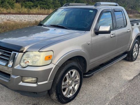 Used 2008 Ford Explorer Sport Trac Limited image 3
