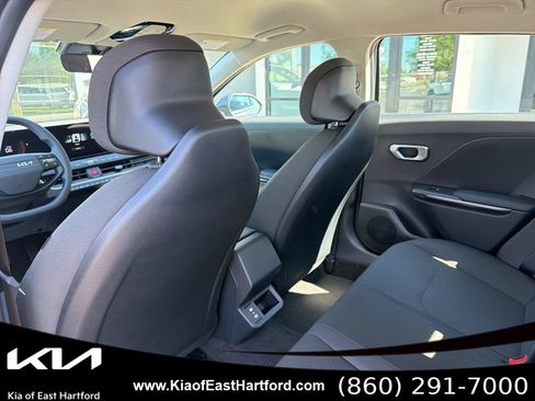 New 2026 Kia K4 FWD image 18