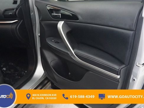 Used 2024 Mitsubishi Eclipse Cross SE image 16