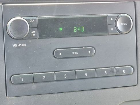 Used 2014 Ford E-350 and Econoline 350 Super Duty w/ Power Group image 23