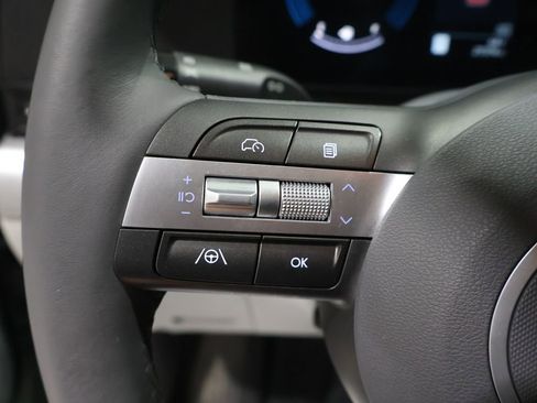 Used 2025 Hyundai Kona SEL image 36