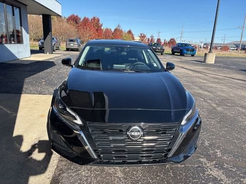 Used 2023 Nissan Altima 2.5 SV image 8