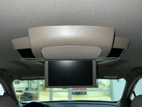Used 2021 Honda Pilot Touring image 16