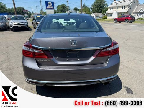 Used 2017 Honda Accord EX-L image 6