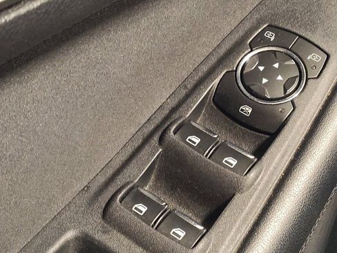 Used 2016 Ford Edge SE image 27