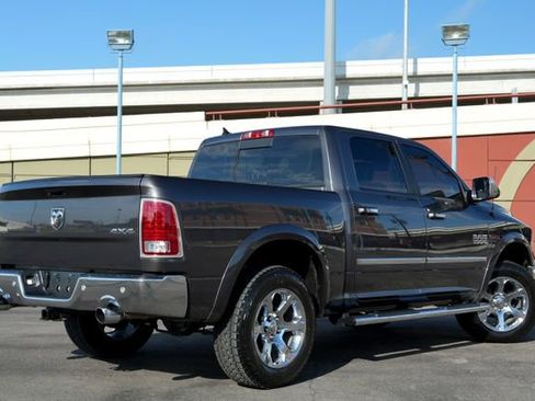 Used 2016 RAM 1500 Laramie w/ Convenience Group AWD/4WD image 23