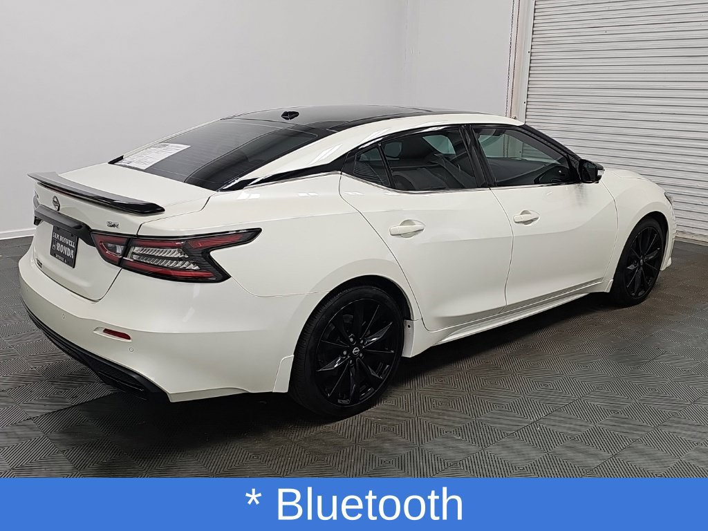 Used 2023 Nissan Maxima SR w/ Sport Mat Group FWD image 10