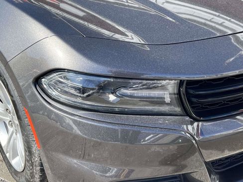 Used 2021 Dodge Charger SXT image 9