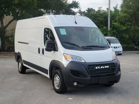 Used 2025 RAM ProMaster 3500 w/ Convenience Group FWD image 9