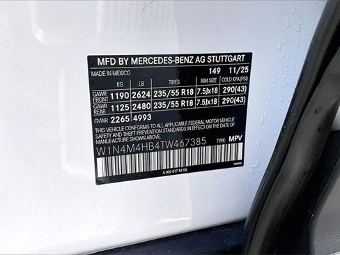 New 2026 Mercedes-Benz GLB 250 4MATIC image 16