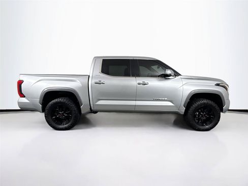Used 2023 Toyota Tundra Limited w/ Power Package AWD/4WD image 11