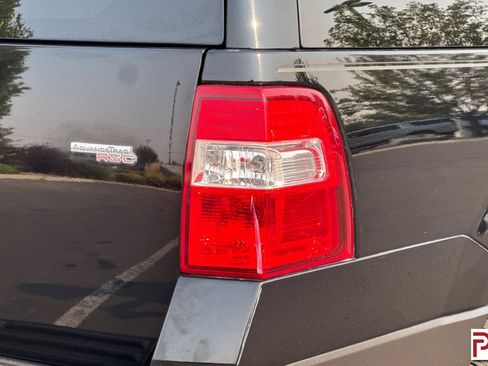 Used 2007 Ford Expedition EL XLT RWD image 33