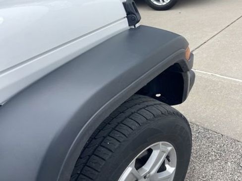 Used 2020 Jeep Wrangler Unlimited Sport S image 10