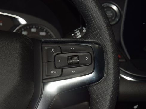 New 2026 Chevrolet Blazer LT w/ Convenience Package FWD image 36