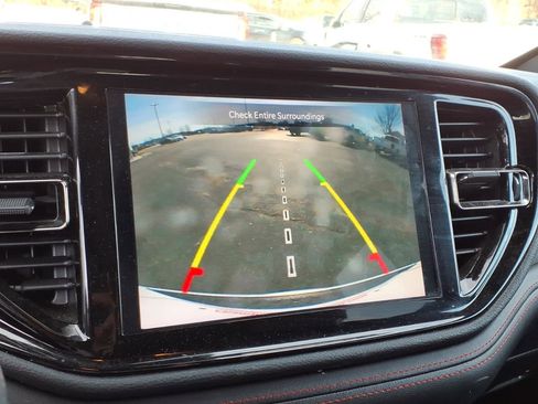 Used 2024 Dodge Durango GT image 12