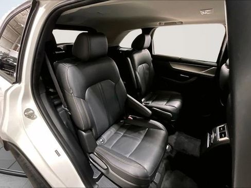 Used 2024 MAZDA CX-90 Plug-In Hybrid w/ Preferred AWD/4WD image 27