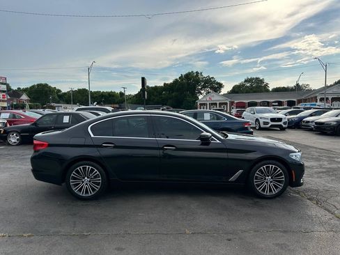 Used 2018 BMW 530i xDrive AWD/4WD image 11