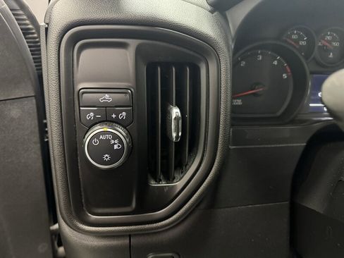 Used 2020 Chevrolet Silverado 2500 W/T w/ WT Convenience Package image 9