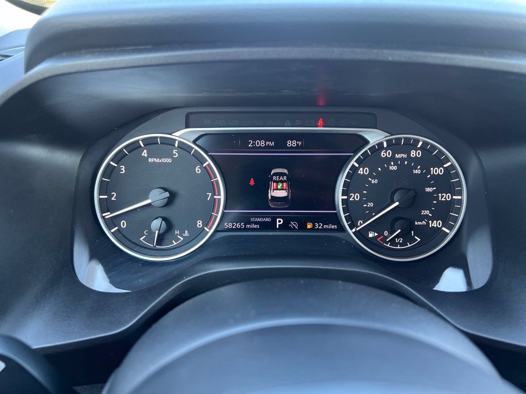 Used 2024 Nissan Rogue SV FWD image 21