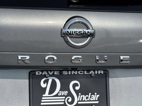 Used 2021 Nissan Rogue SV FWD image 30
