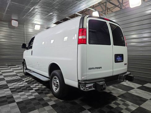 Used 2023 GMC Savana 2500 w/ Driver Convenience Package image 7