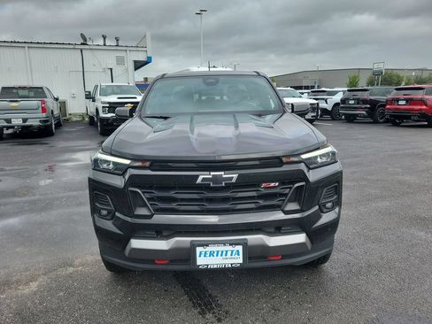 Used 2025 Chevrolet Colorado Z71 AWD/4WD image 31