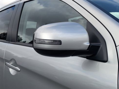 New 2025 Mitsubishi Outlander Sport SE image 10