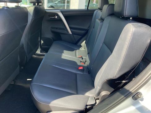 Used 2014 Toyota RAV4 Limited AWD/4WD image 22