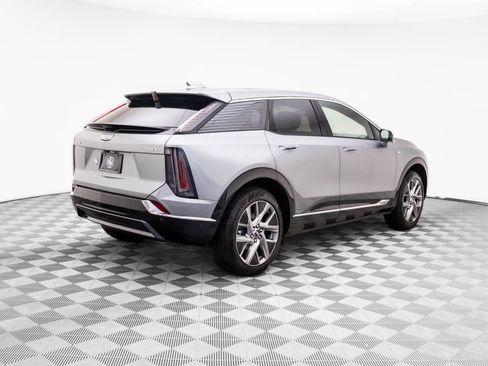 New 2026 Cadillac Optiq Luxury 1 image 8