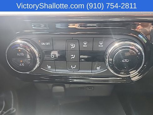 Used 2026 Chevrolet Trax ACTIV w/ Sunroof Package FWD image 9
