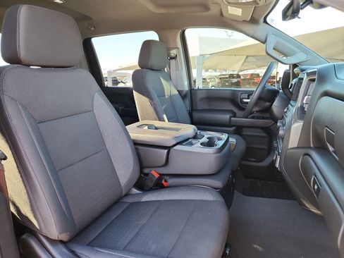 Used 2024 Chevrolet Silverado 2500 Custom w/ Custom Convenience Package image 18