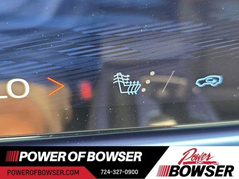 New 2025 Chevrolet Equinox EV LT image 10