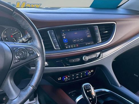 Used 2021 Buick Enclave Avenir w/ Avenir Technology Package AWD/4WD image 13