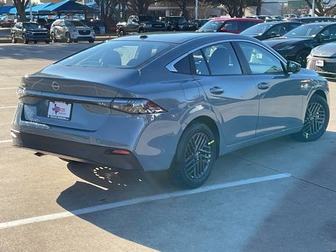 New 2026 Nissan Sentra SV image 5