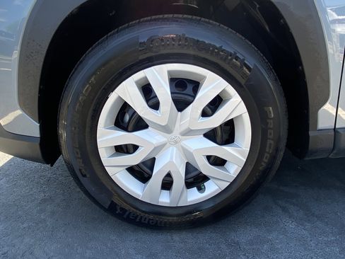 Certified 2024 Toyota Corolla Cross L image 8