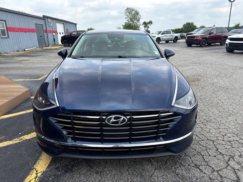 Used 2020 Hyundai Sonata SE FWD image 2
