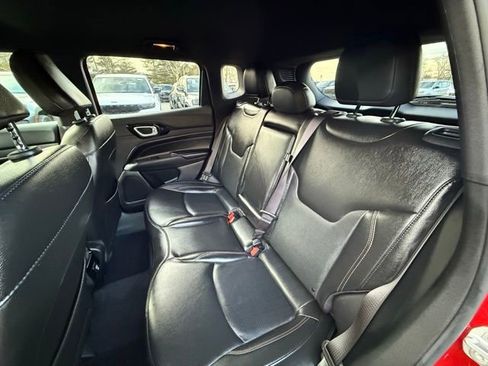 Used 2022 Jeep Compass Limited image 24