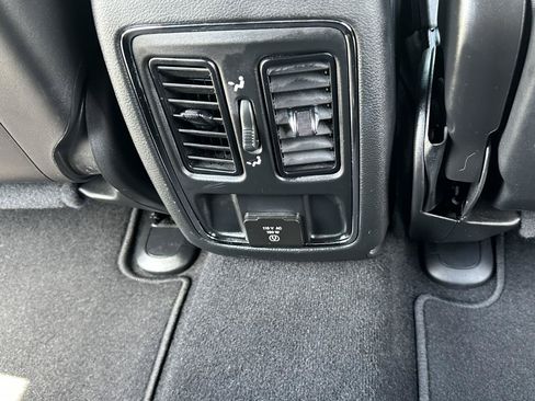 Used 2021 Jeep Grand Cherokee Laredo X AWD/4WD image 48
