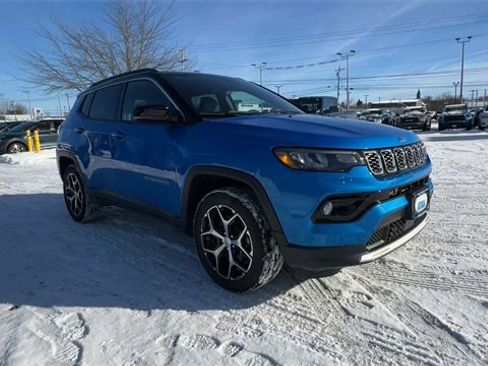 Used 2024 Jeep Compass Limited image 2