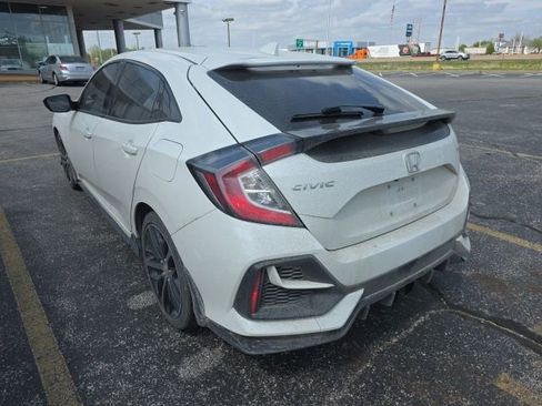 Used 2020 Honda Civic Sport image 2