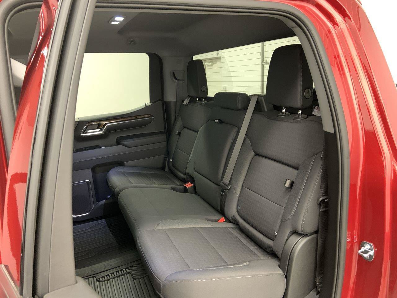 Used 2023 GMC Sierra 1500 Elevation AWD/4WD image 10