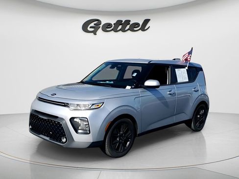 Used 2021 Kia Soul EX image 2