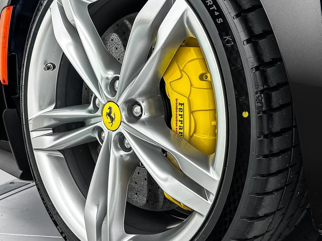 Certified 2025 Ferrari 296 GTS RWD image 36