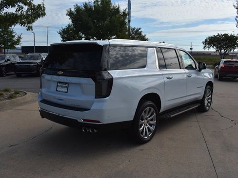 New 2026 Chevrolet Suburban Premier w/ Sun And Tow Package image 5