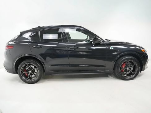 Used 2022 Alfa Romeo Stelvio Quadrifoglio w/ Active Assist Plus Package AWD/4WD image 9