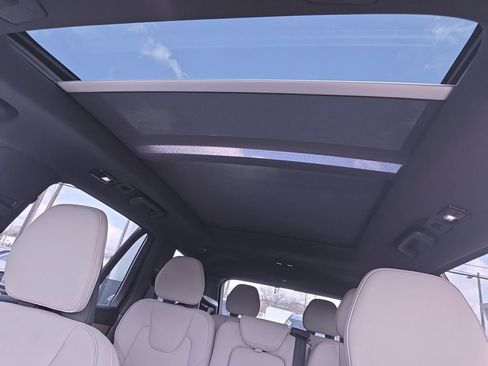 New 2026 Volvo XC90 T8 Plus w/ Protection Package Premier AWD/4WD image 34