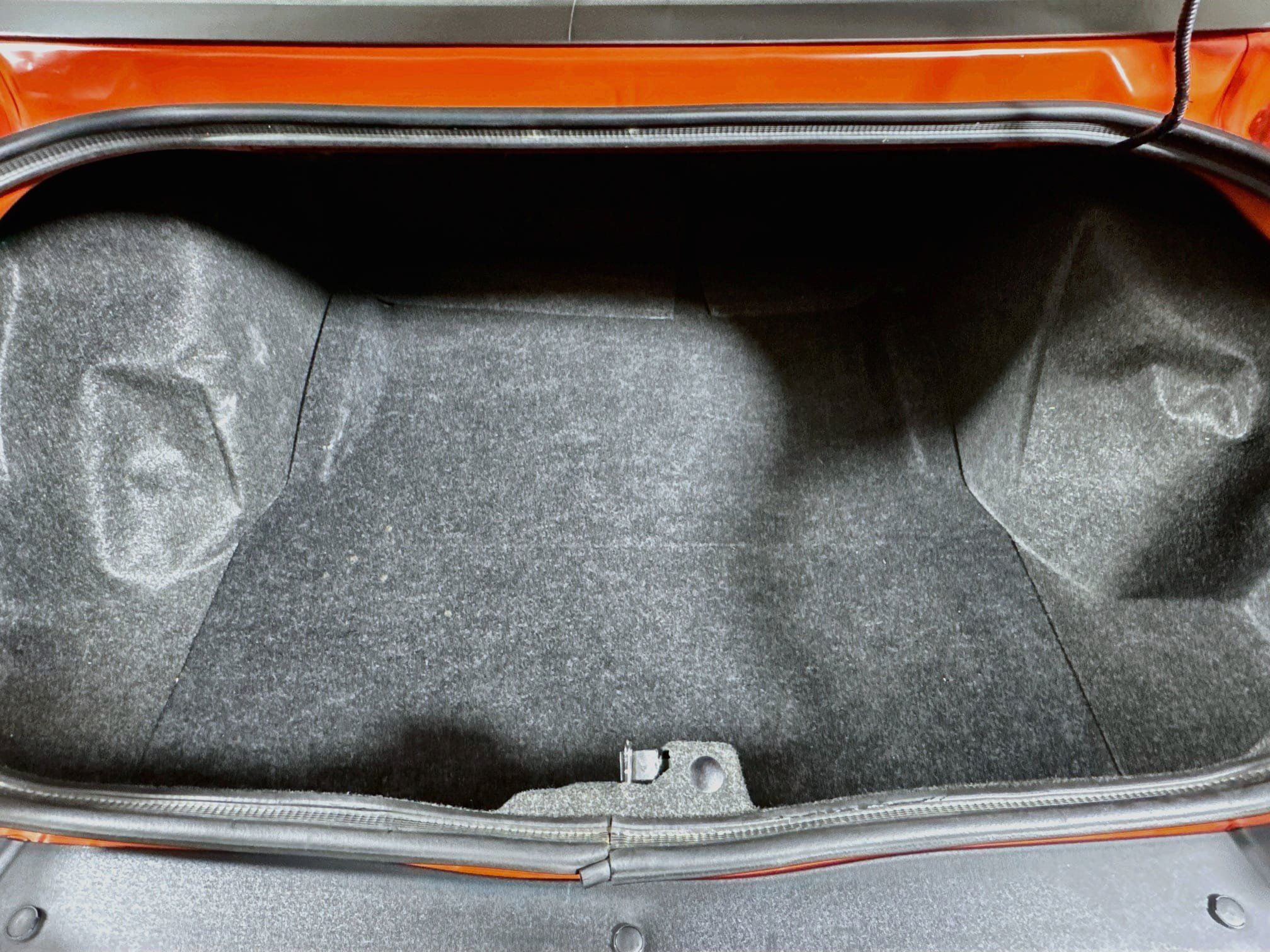 Used 2013 Dodge Challenger R/T Plus RWD image 23