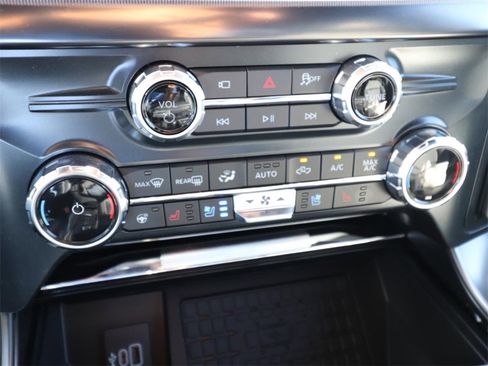 New 2025 Ford F150 Lariat w/ Equipment Group 502A High image 19