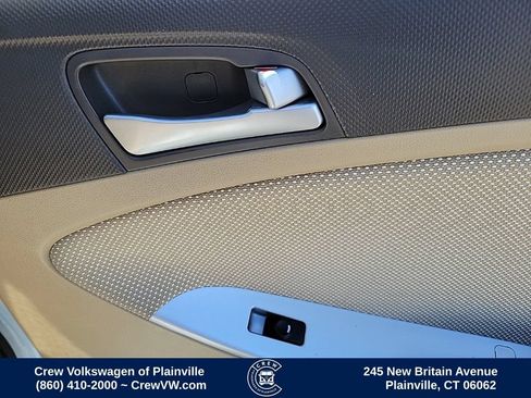 Used 2014 Hyundai Accent GLS FWD image 43