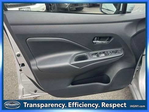 Certified 2025 Nissan Versa SV w/ Trunk Package image 16